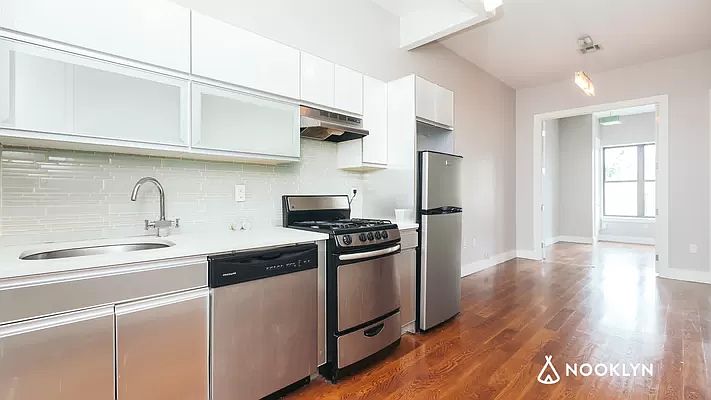 1st image of 190 Jefferson St #2K