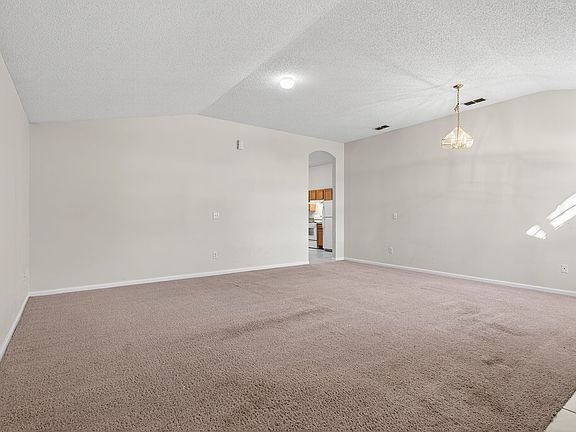 5th image of 8342 Staplehurst Dr W