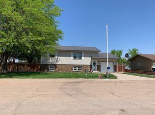 1012 Viola Ave, Scott City, KS 67871