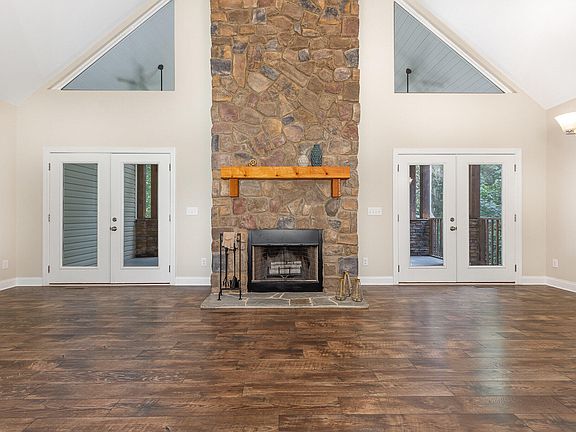 5th image of 136 Vireo Ln