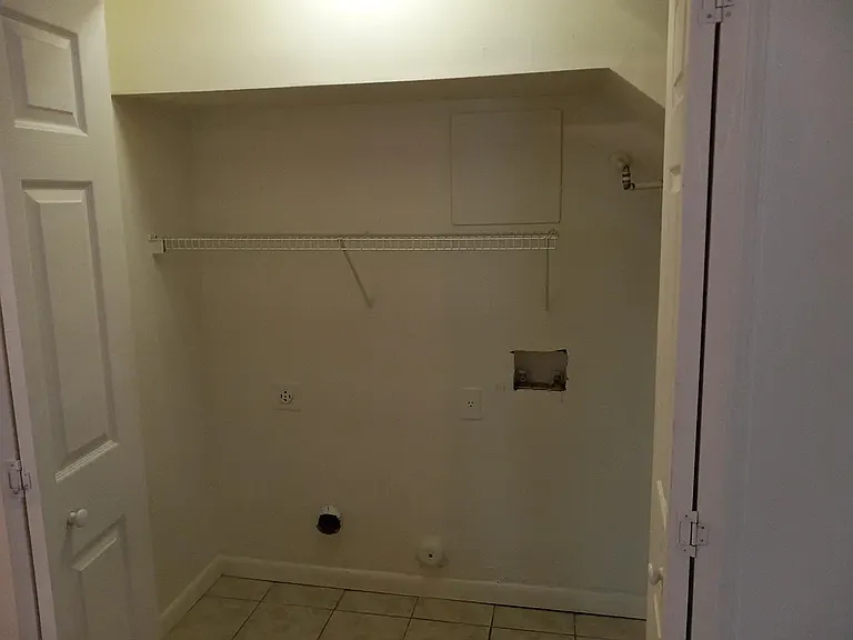 508 Newton Pl #A — Photo 5