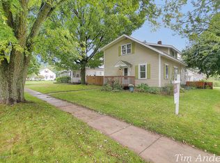 254 E Main St, Rockford, MI