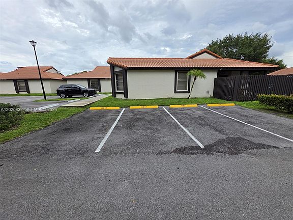 4th image of 15240 SW 45th Ter #54F