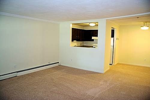 3rd image of 25 Morton St APT 213
