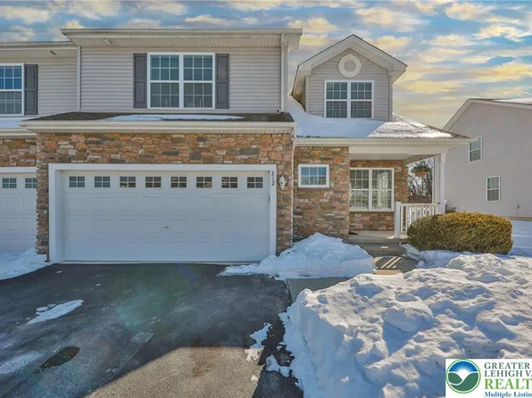 812 S Fork Dr, Easton, PA 18040