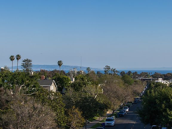5th image of 15233 W Bestor Blvd