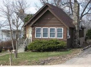 7716 E Sunset Dr, Wonder Lake, IL 60097