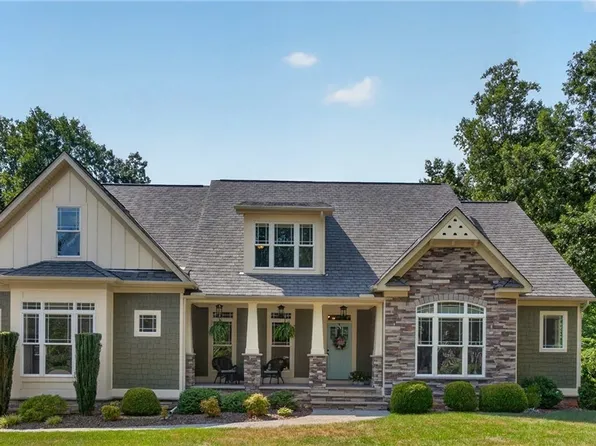 11630 Barrows Ridge Ln, Chesterfield, VA 23838