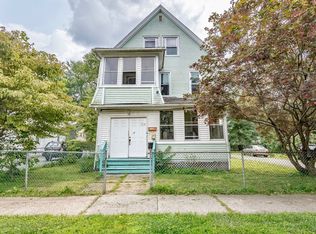 15 Clayton St, Springfield, MA 01107