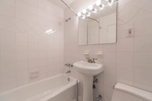 Rented by Rose Valley Management | media 5