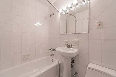 Rented by Rose Valley Management