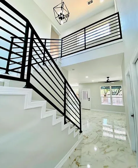 5316 N Crown Point — Photo 4