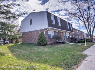 6262 Beechfield Dr, Lansing, MI 48911