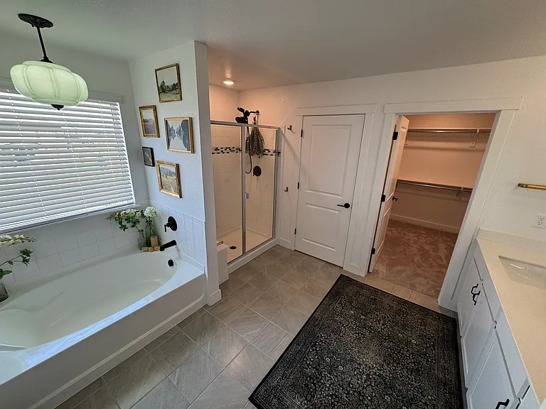 1710 Westport Ave — Photo 17