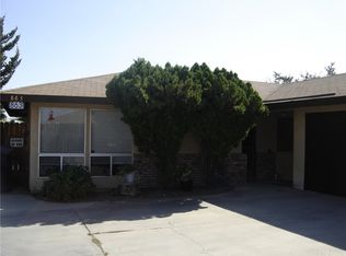 863 Oleander St, Hemet, CA 92543