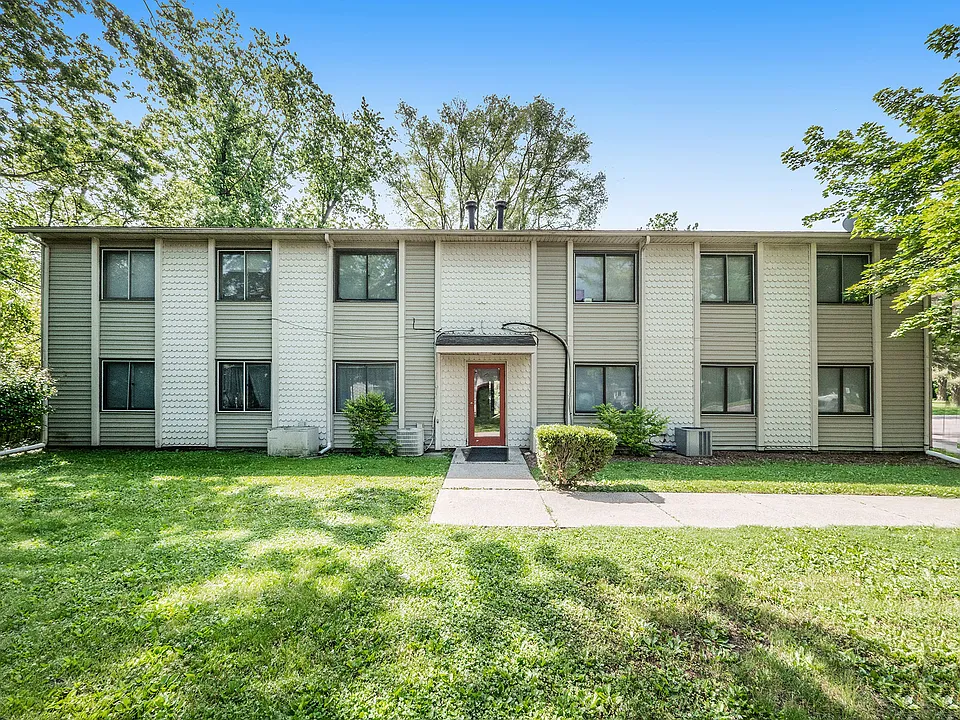 Schoolhouse Apartments