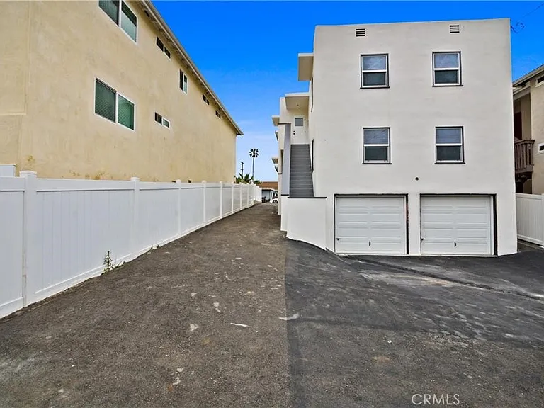 33921 Malaga Dr #UPPER — Photo 17
