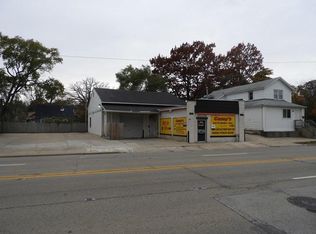 840 S Genesee St, Waukegan, IL