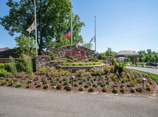 6310 Minuteman Ln, Somerset, NJ 08873