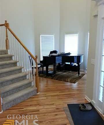 5th image of 795 Milton Oaks Dr
