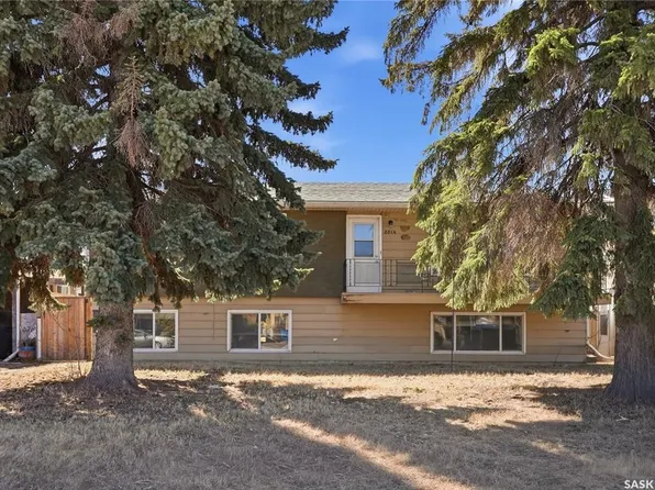 2614 7th STREET E, Saskatoon, SK S7H 1A5