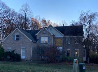 25 Willever Rd, Asbury, NJ 08802