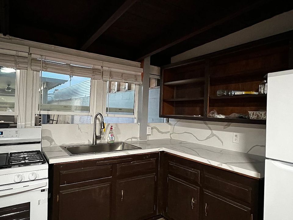 1st image of 9458 Havenwood St