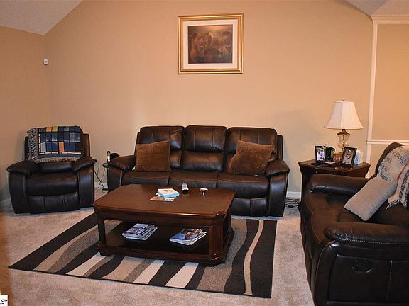 3rd image of 101 Dove Haven Dr