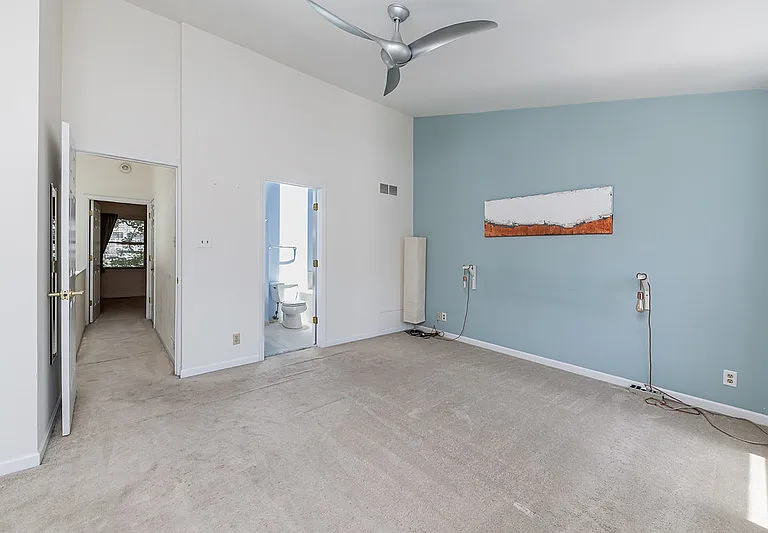 4367 Maryland Ave #B5 — Photo 3