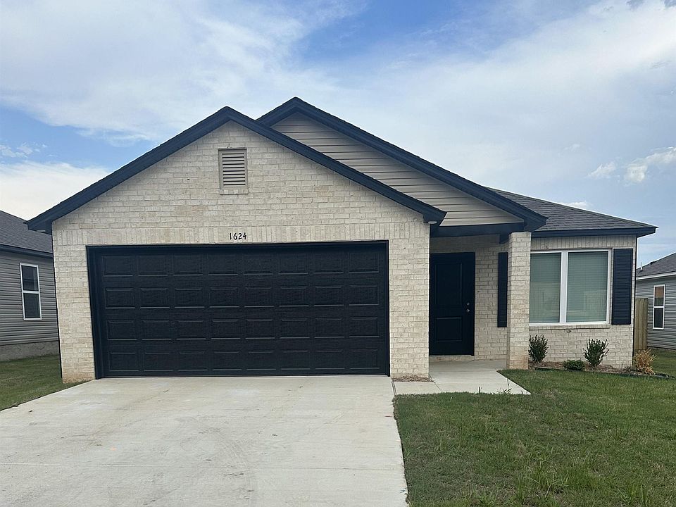 1st image of 1624 Rambling Brook Dr