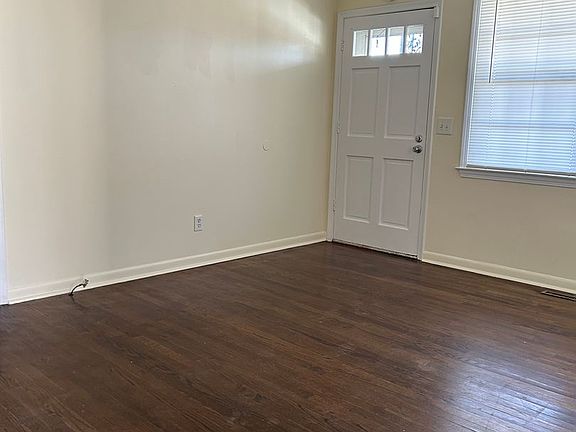 3rd image of 1892 S Briarcliff Rd