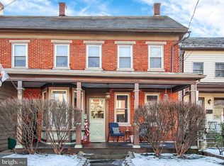 24 W Main St, Mountville, PA 17554