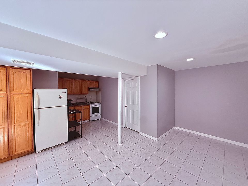 1st image of 8122 243rd St #B