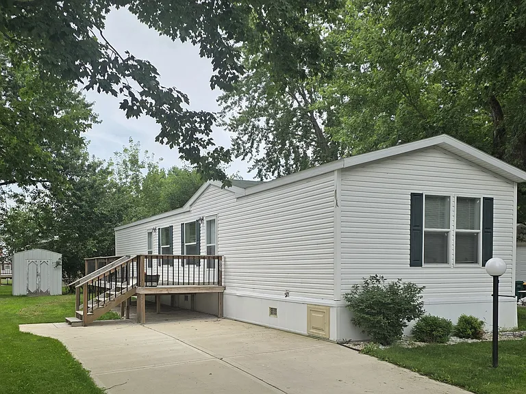 Ext w/Driveway