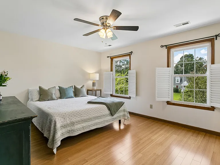 7976 Laura Ann Ln — Photo 21