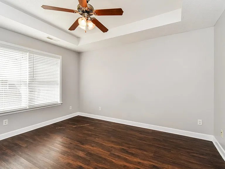 1612 Allston Dr — Photo 11