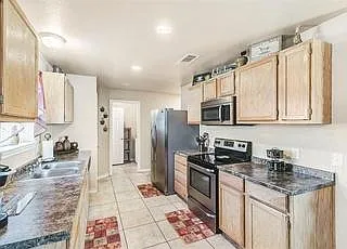 3152 Karen St — Photo 13