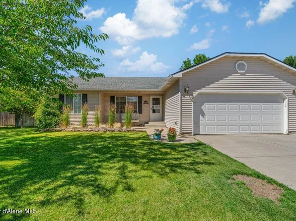 1405 W Tanager Ave, Hayden Lake, ID 83835