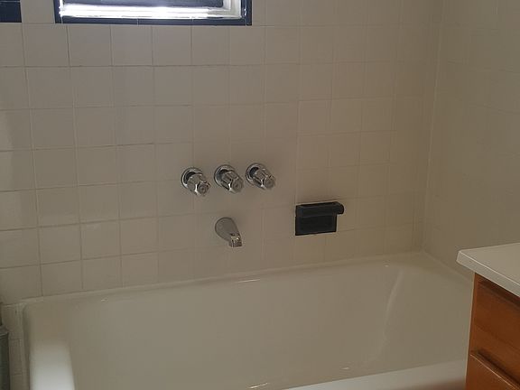 4th image of 3527 Leverich St