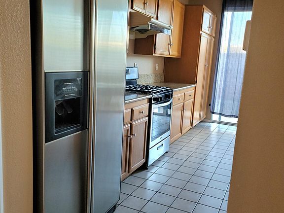 2nd image of 1807 Jamaica Way
