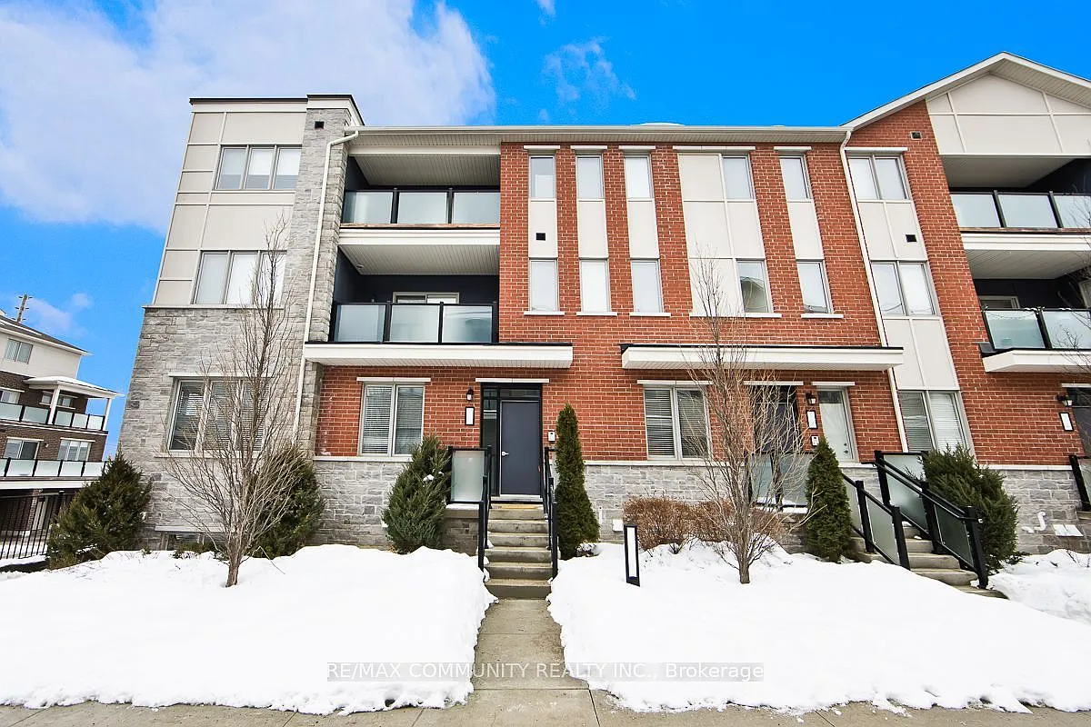 3 bed, $3,000 — Photo 1