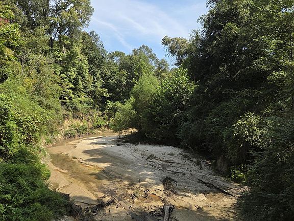 2nd image of Como Rd