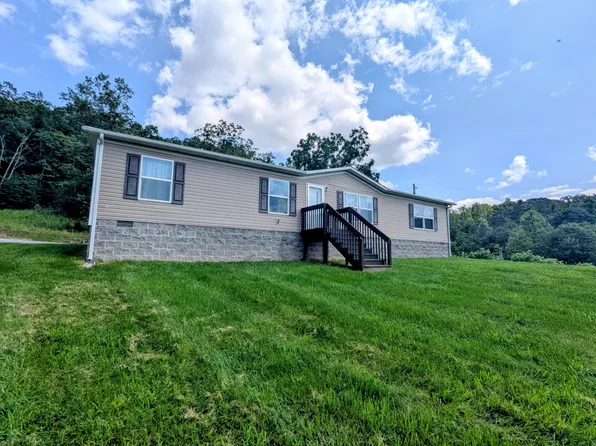 5404 Coles Rd, Elliston, VA 24087