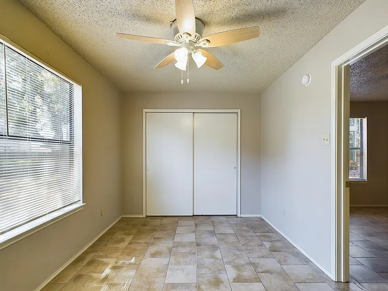295 Billie Dr #11 — Photo 6