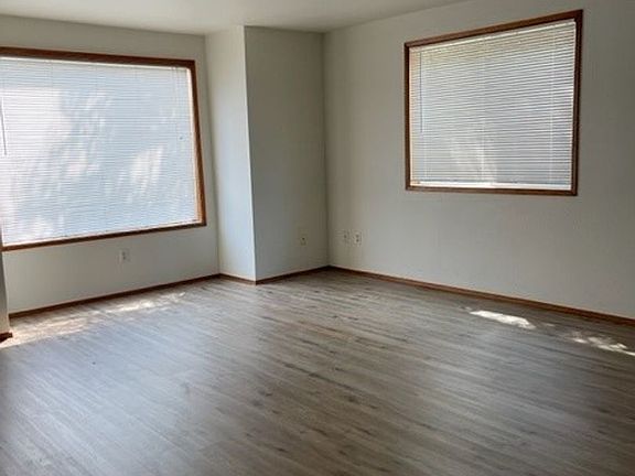 5th image of 6808 112th Ave E #S164-b