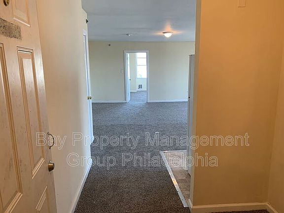 3rd image of 313-317 S 60th St #313-3