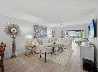 876 Gulf Pavilion DR #105, NAPLES, FL 34108