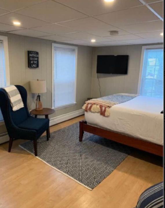 2nd image of 21 Plymouth St #1