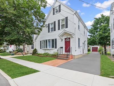 30 Temple Street, Williston Park, NY, 11596