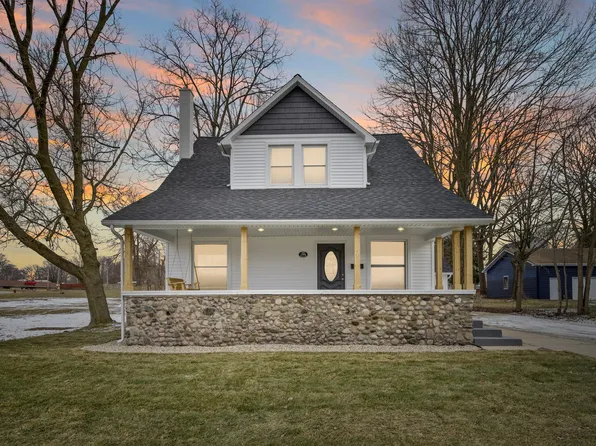 109 S O'Keefe St, Cassopolis, MI 49031